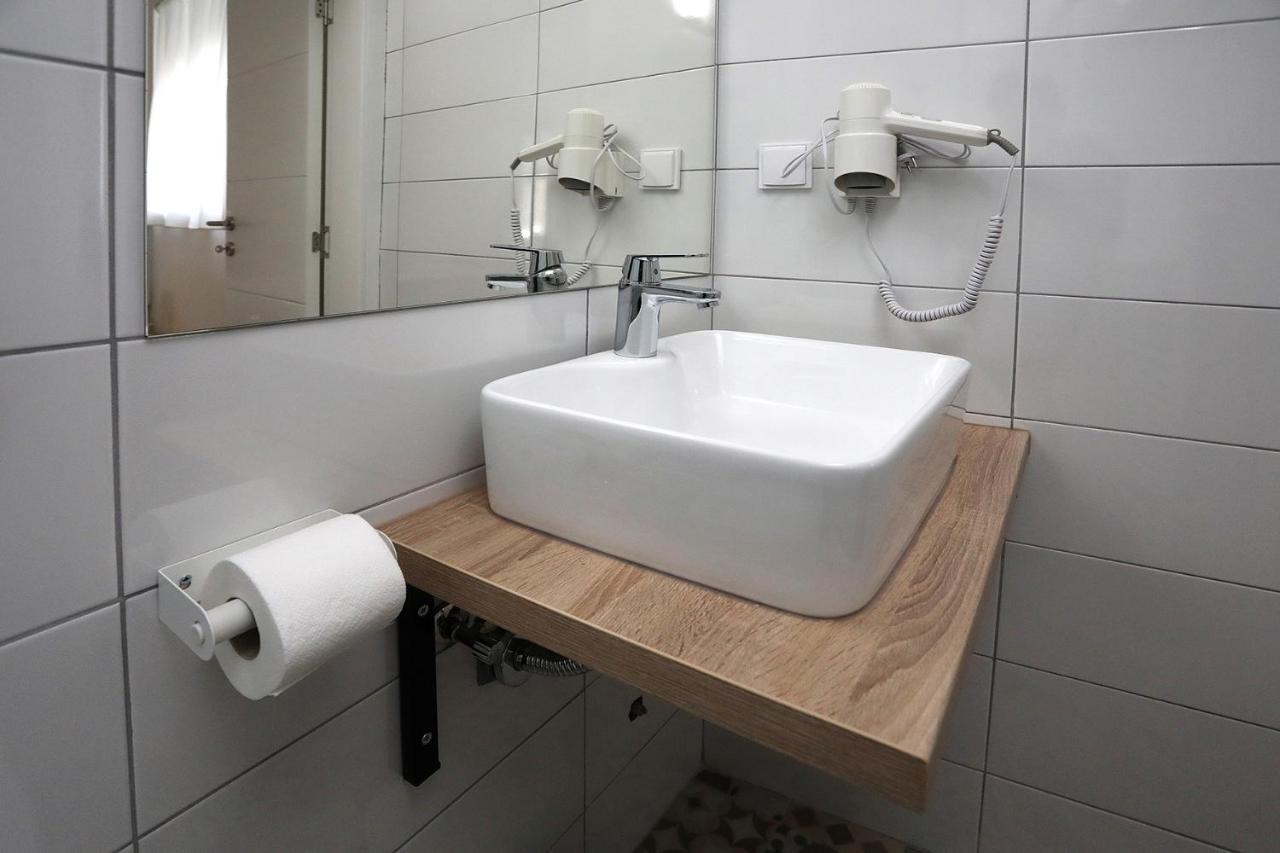 Home Apartmani I Sobe 오시예크 외부 사진