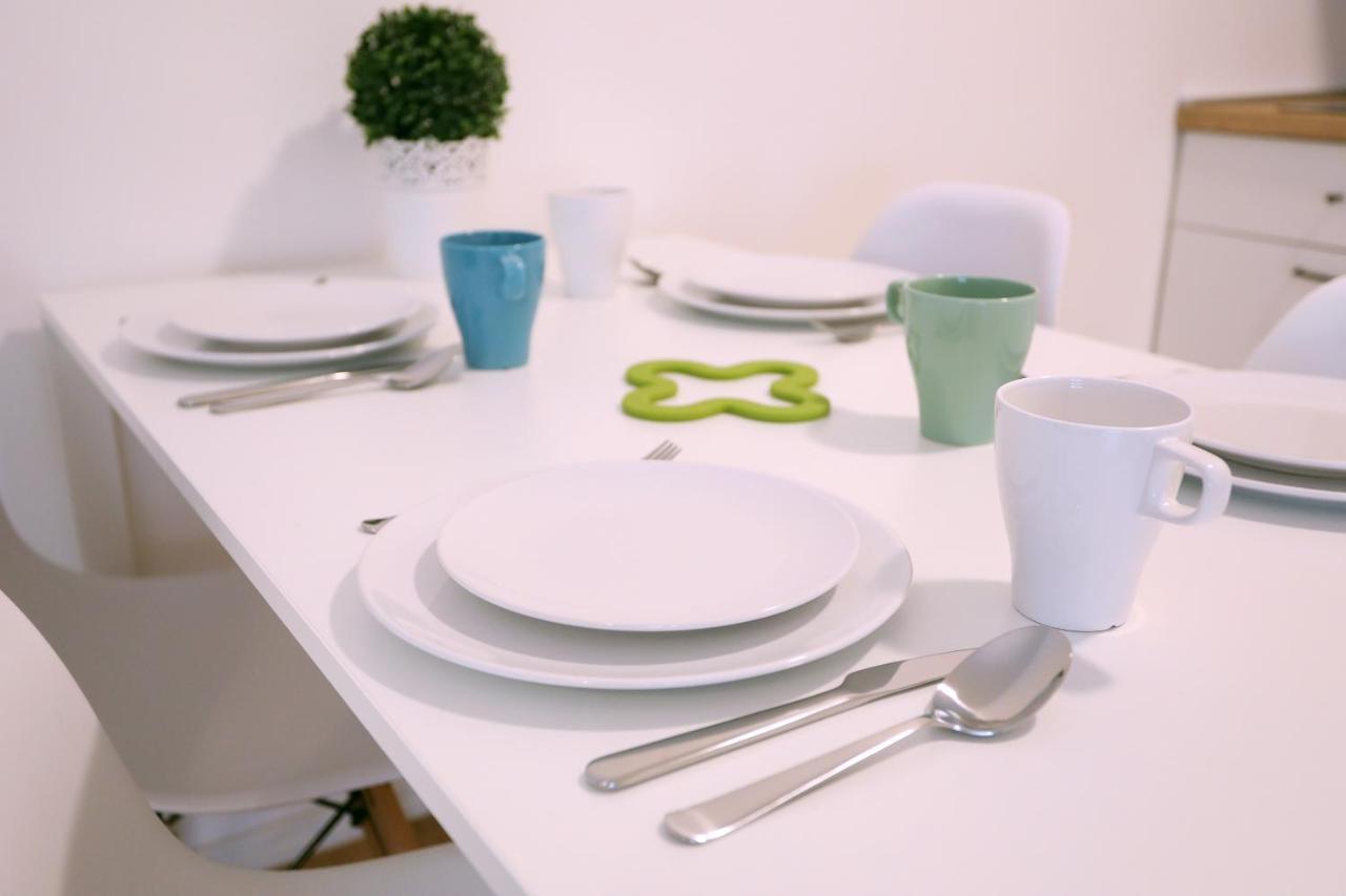 Home Apartmani I Sobe 오시예크 외부 사진