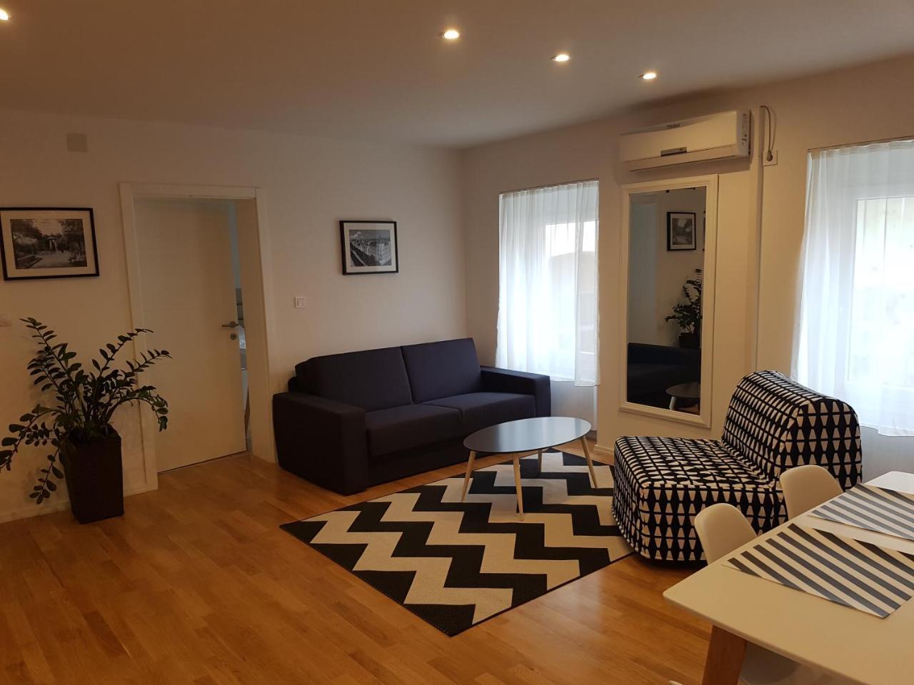 Home Apartmani I Sobe 오시예크 외부 사진